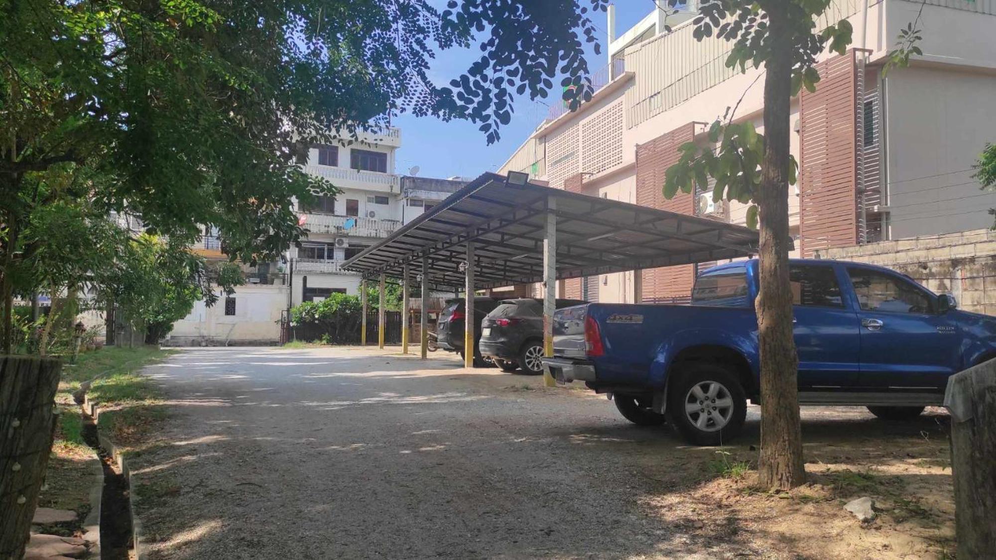 Foresto Sukhothai Guesthome Bagian luar foto