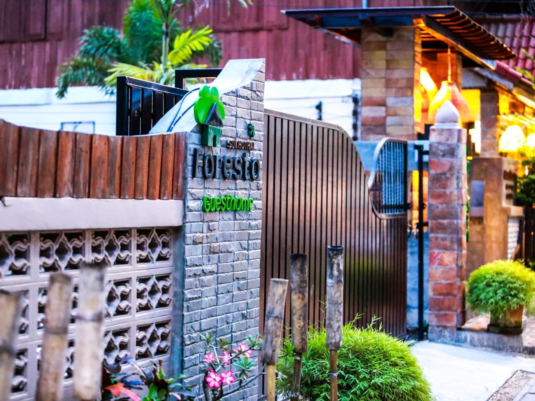 Foresto Sukhothai Guesthome Bagian luar foto