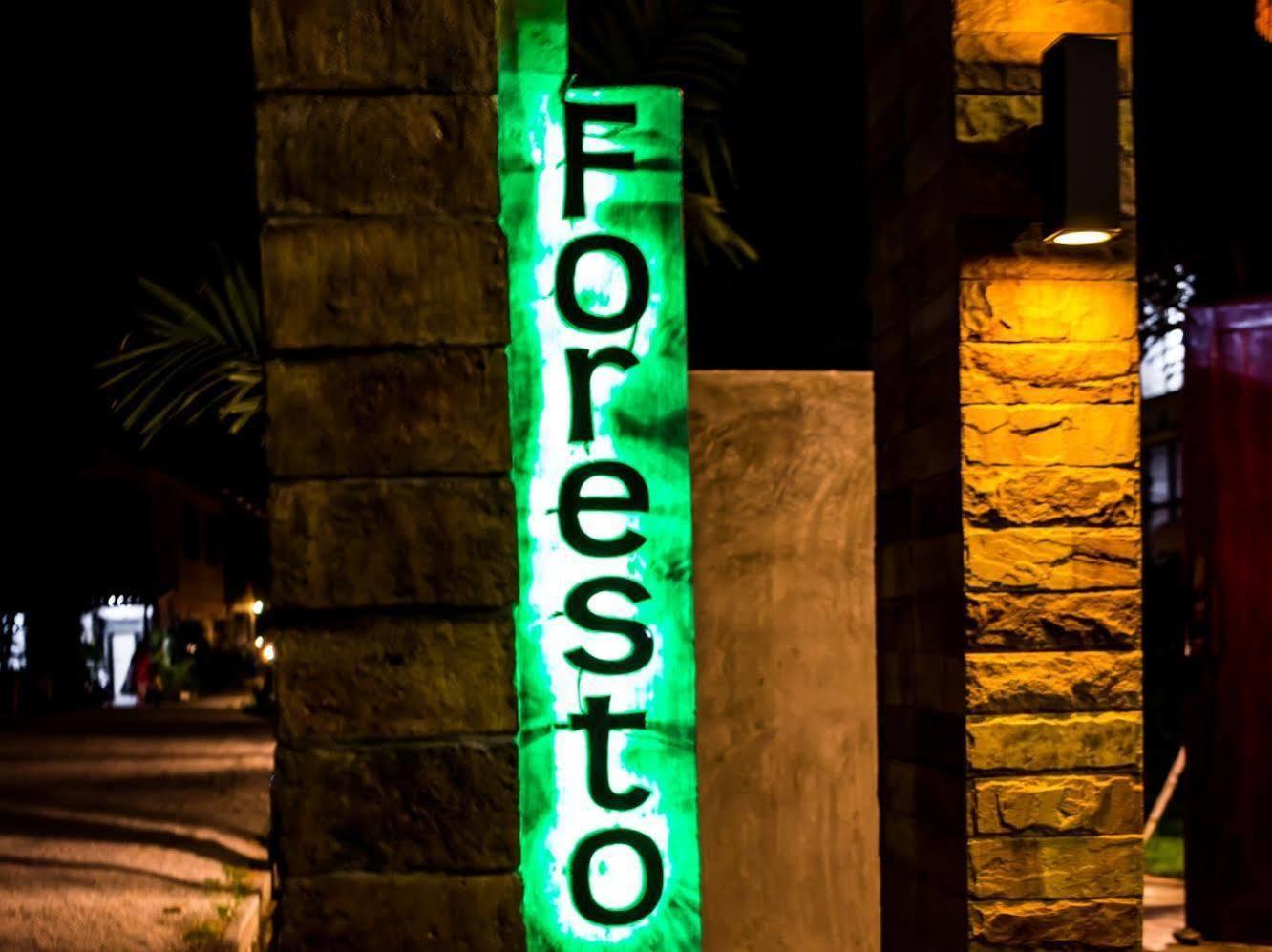 Foresto Sukhothai Guesthome Bagian luar foto